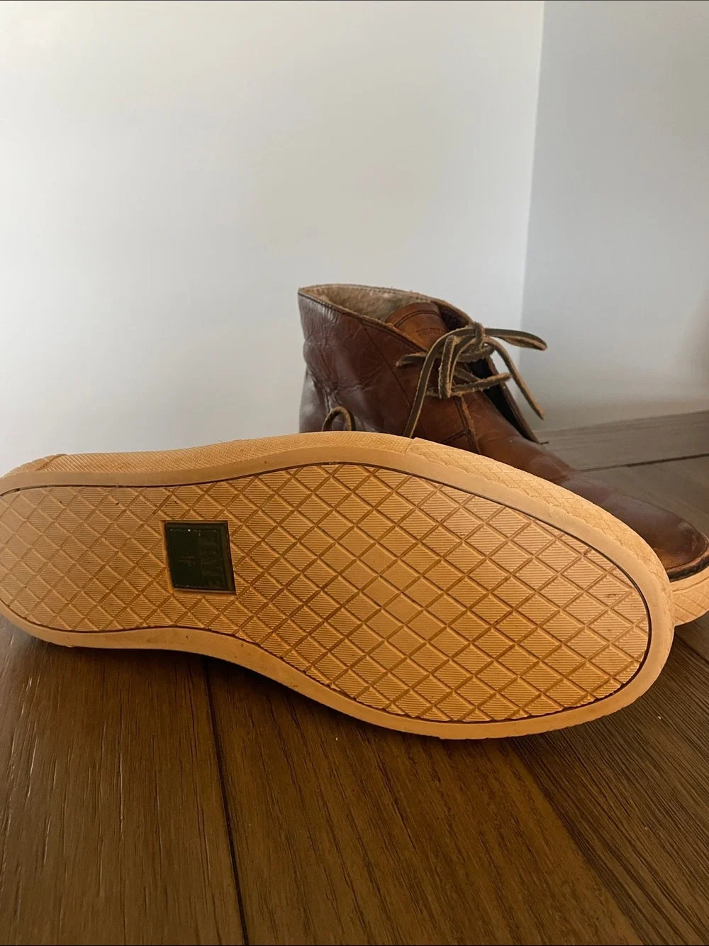 Frye Men's Sz9 Brown Leather Lace-Up Chukka Boots